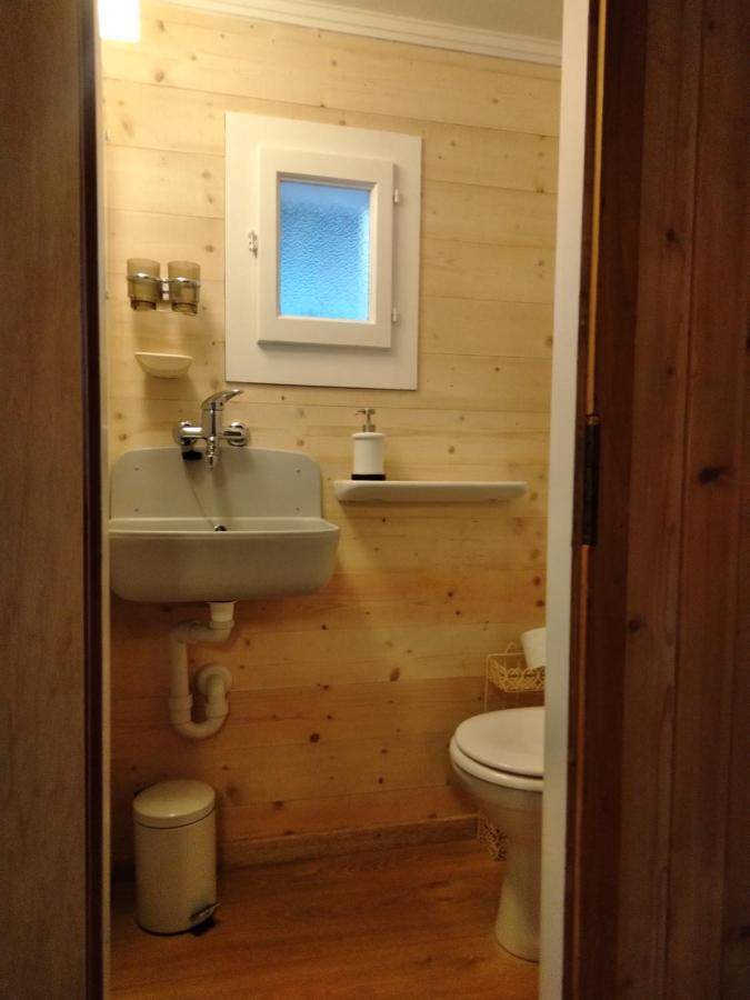 Petit Chalet Rustique Et Bucolique Bovernier Exteriör bild
