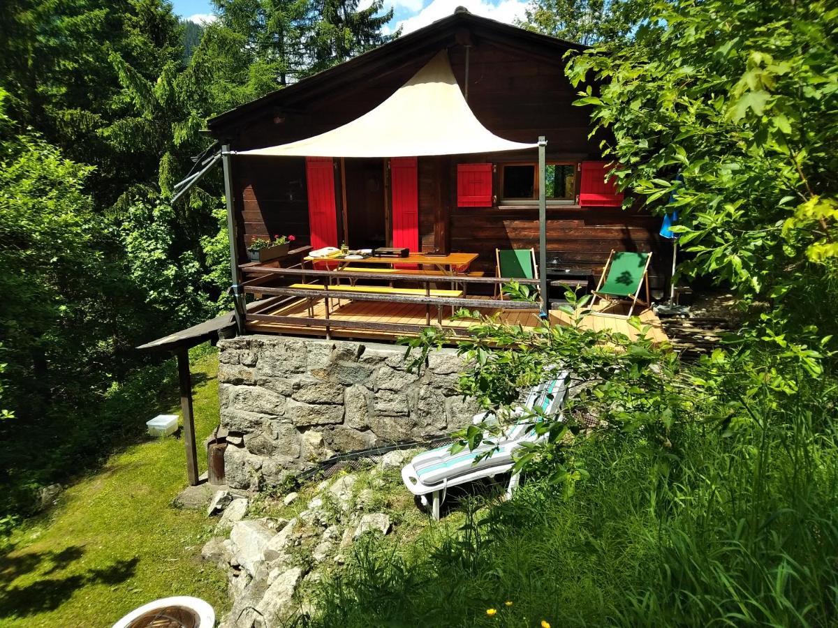 Petit Chalet Rustique Et Bucolique Bovernier Exteriör bild
