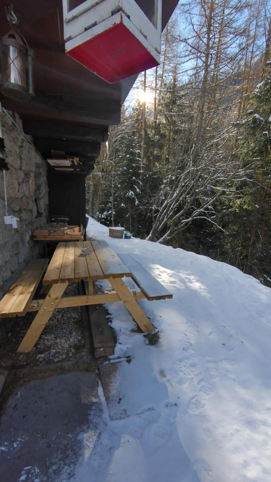Petit Chalet Rustique Et Bucolique Bovernier Exteriör bild