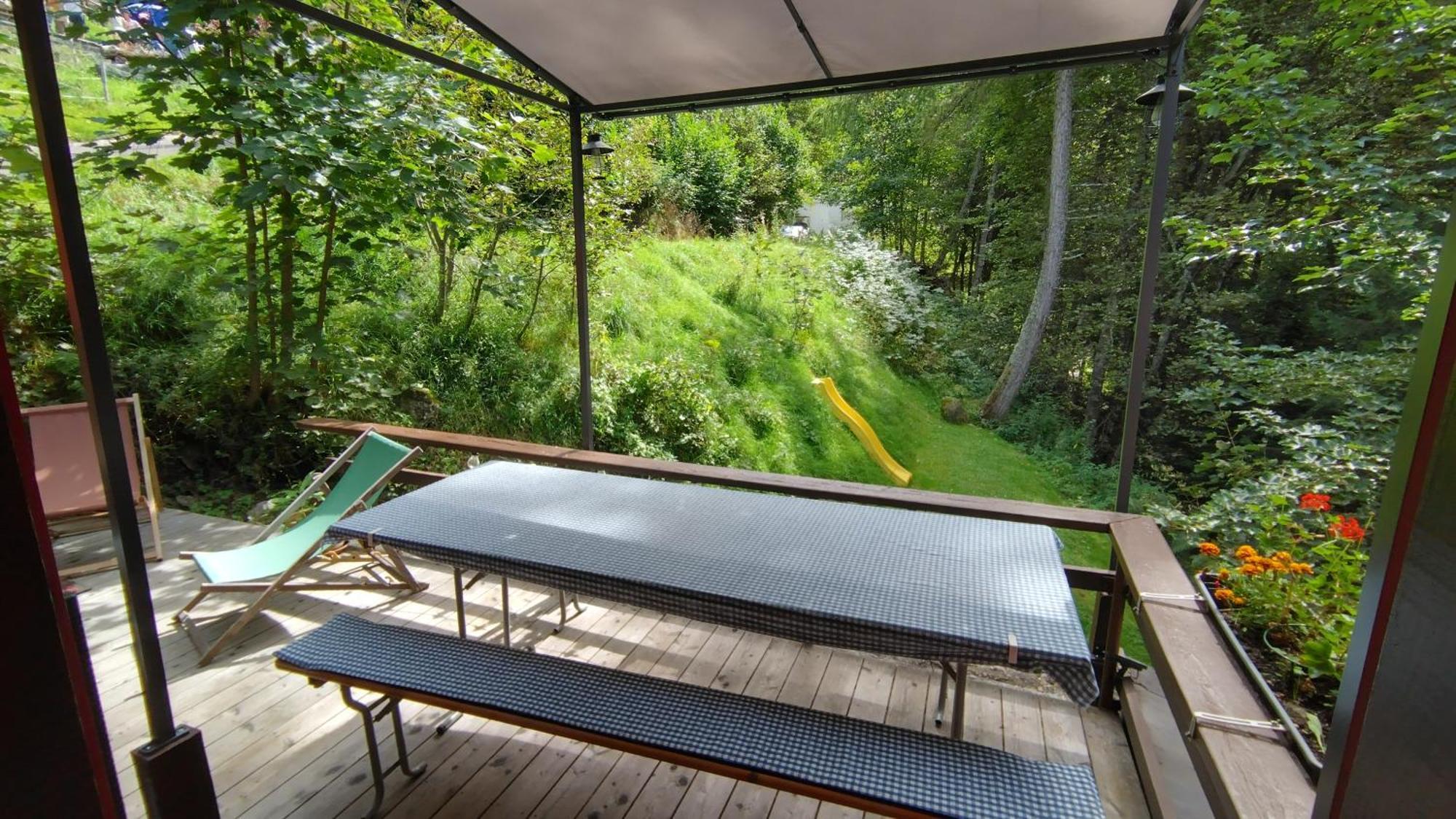 Petit Chalet Rustique Et Bucolique Bovernier Exteriör bild